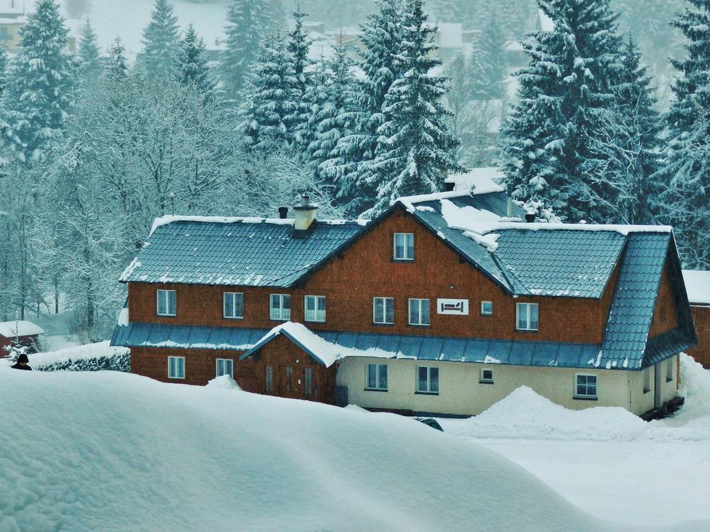 Chalupa U Beranu Hotel Harrachov Exterior photo